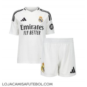 Camisa de Futebol Real Madrid Aurelien Tchouameni #14 Equipamento Principal Infantil 2024-25 Manga Curta (+ Calças curtas)